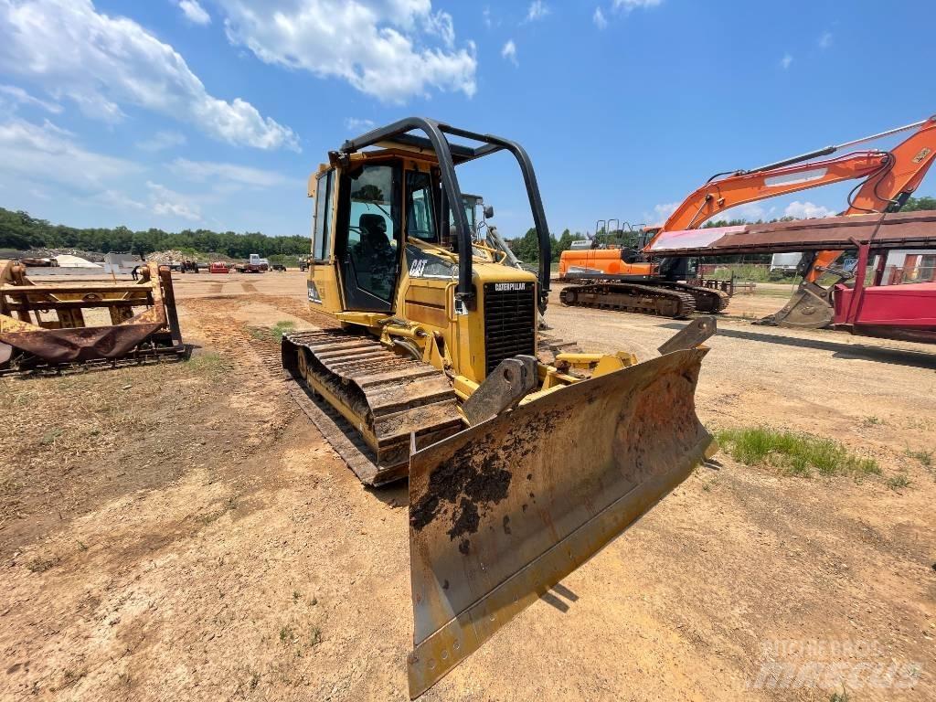 CAT D 5 LGP Vikšriniai buldozeriai