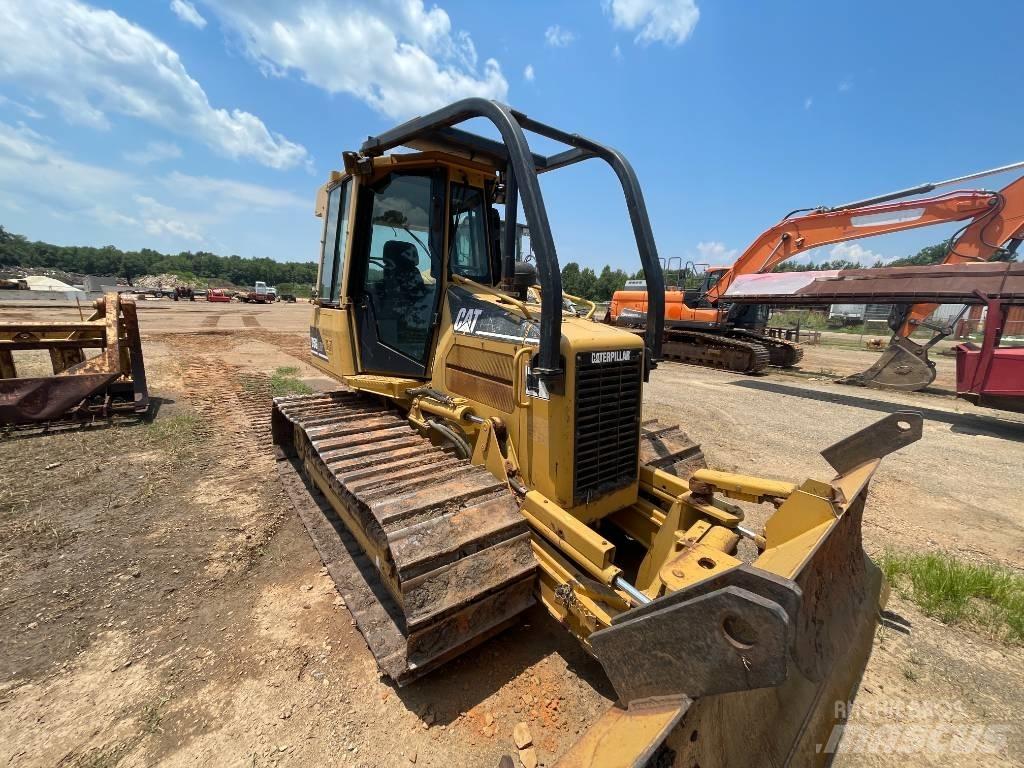CAT D 5 LGP Vikšriniai buldozeriai