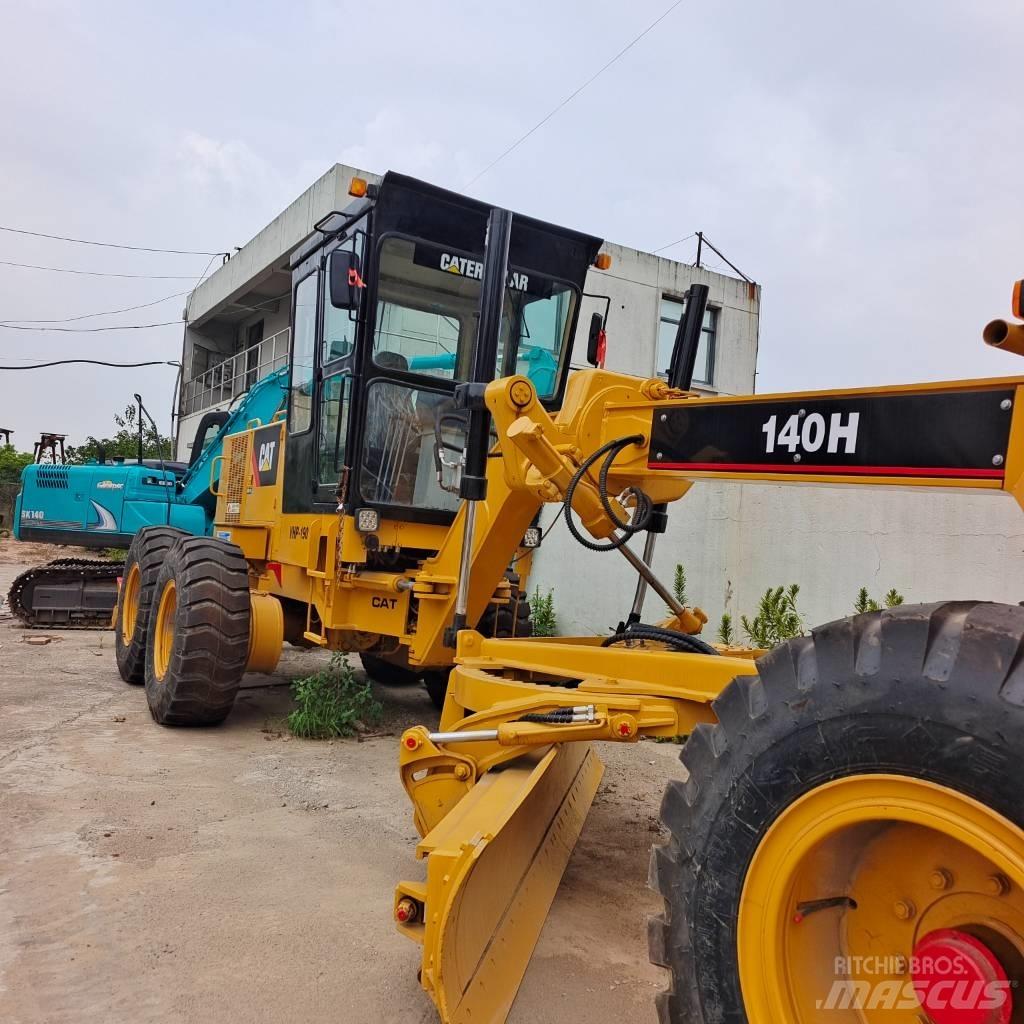 CAT 140 H Greideriai