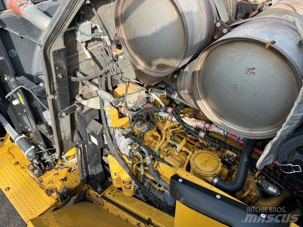 CAT 966M Naudoti ratiniai krautuvai
