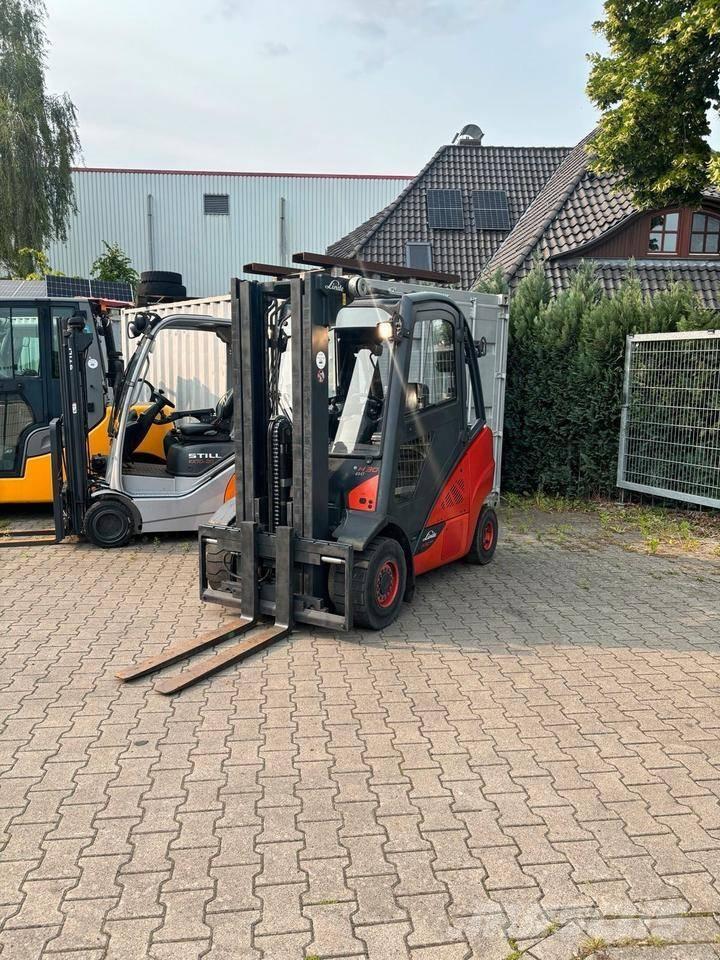 Linde H 30 D Dyzeliniai krautuvai