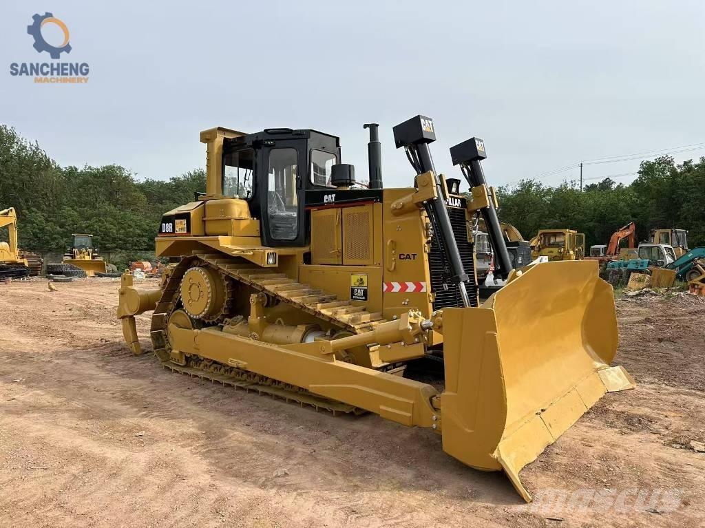 CAT D 8 R Vikšriniai buldozeriai