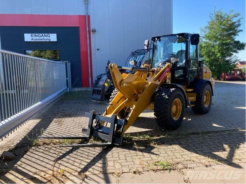 CAT 908 HL Naudoti ratiniai krautuvai
