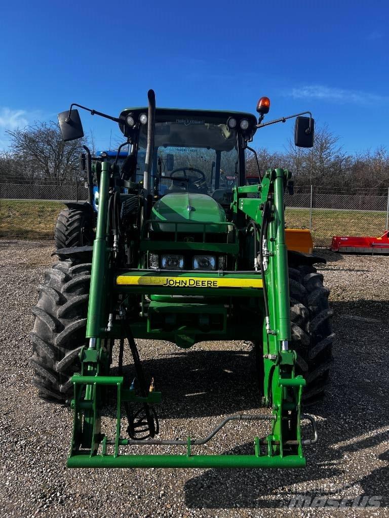 John Deere 5070 M Traktoriai