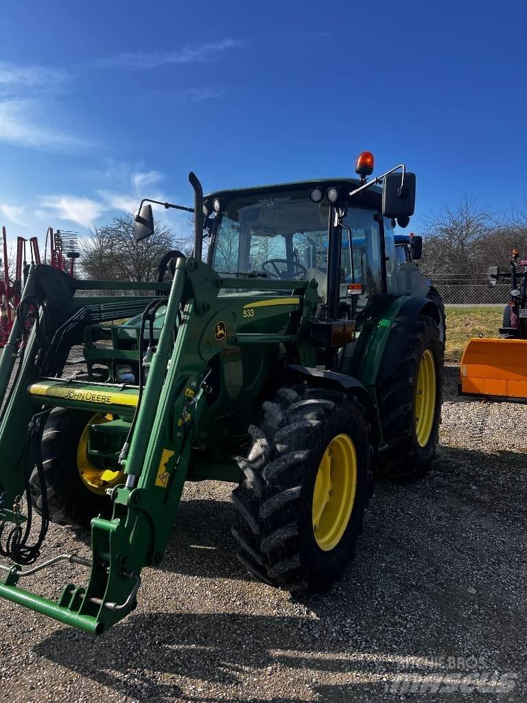 John Deere 5070 M Traktoriai