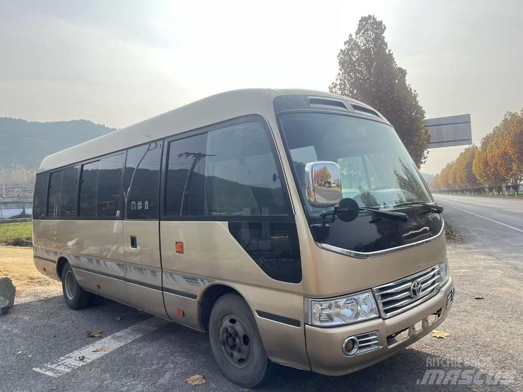 Toyota Coaster Tarpmiestiniai autobusai