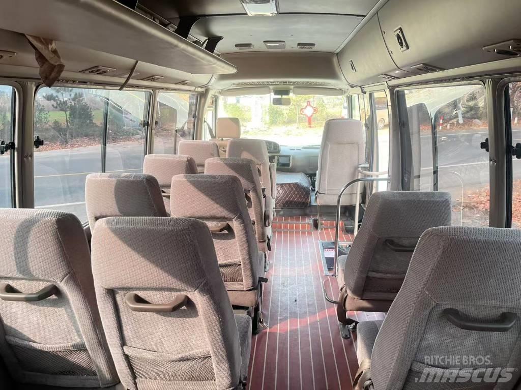 Toyota Coaster Tarpmiestiniai autobusai