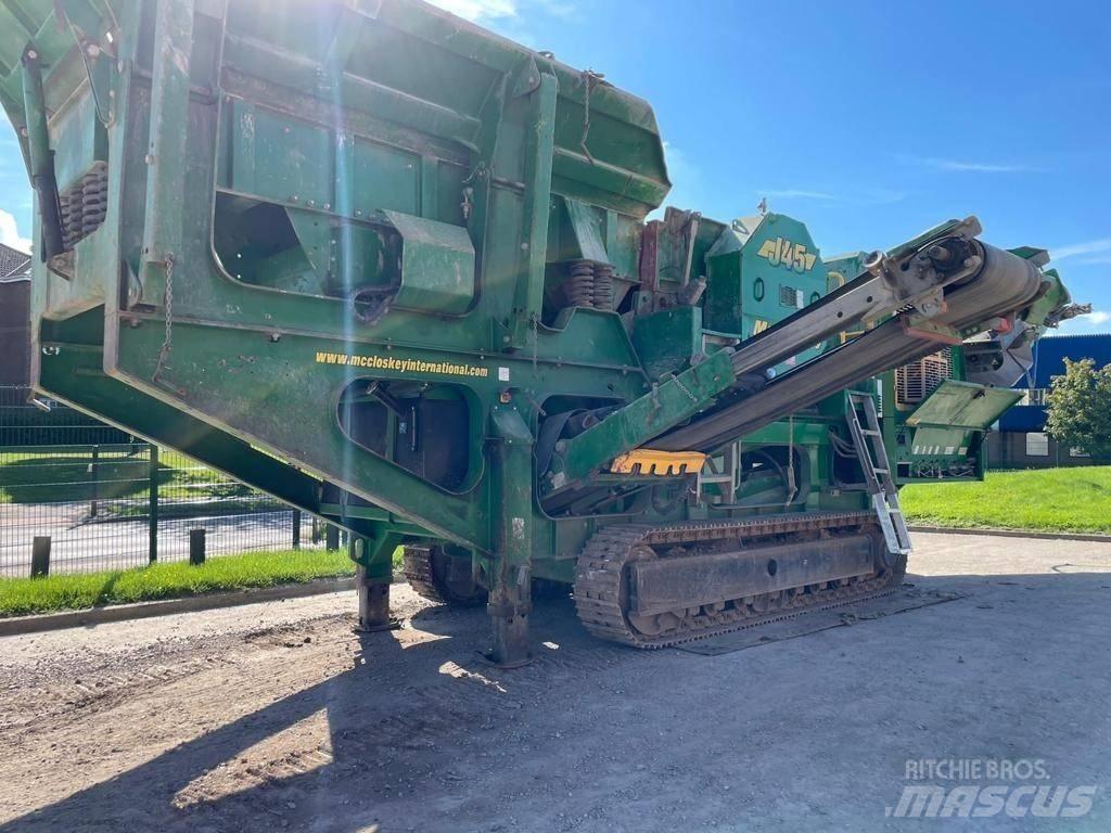 McCloskey J45 Mobilūs smulkintuvai