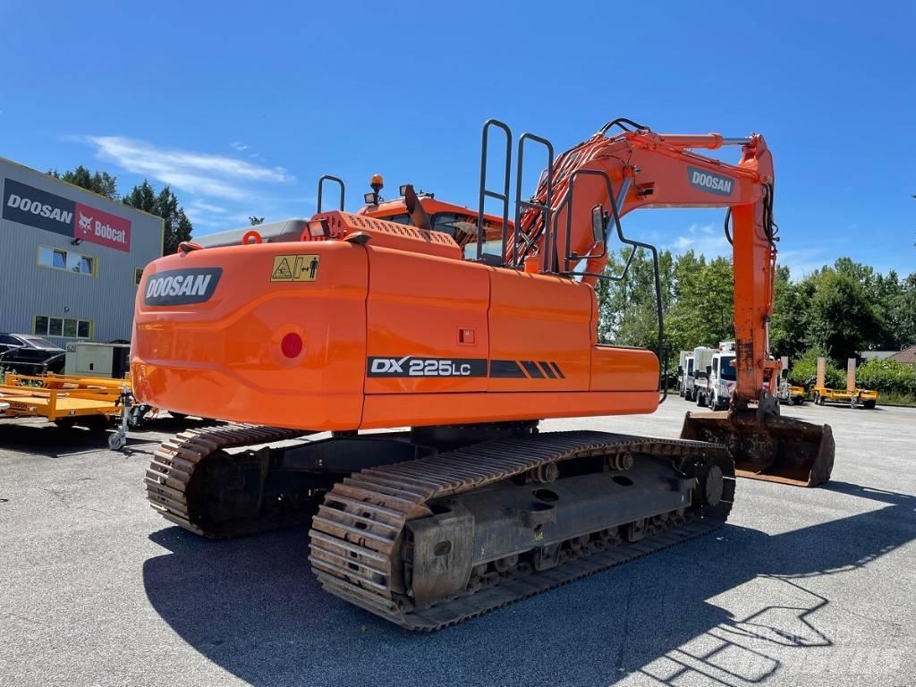 Doosan DX 225 LC-3 Vikšriniai ekskavatoriai