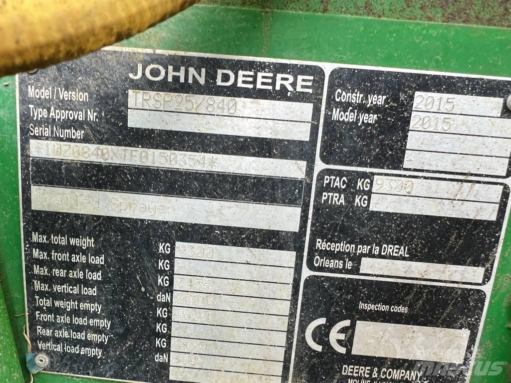 John Deere 840 Prikabinami purkštuvai