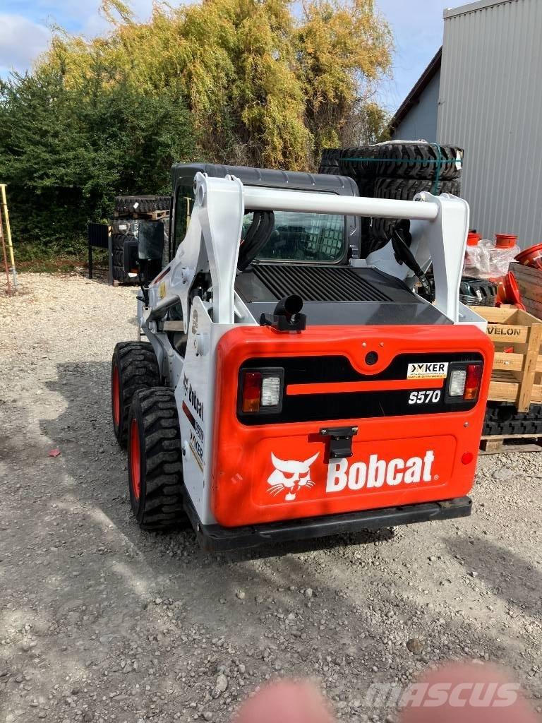 Bobcat S 570 Krautuvai su šoniniu pasukimu