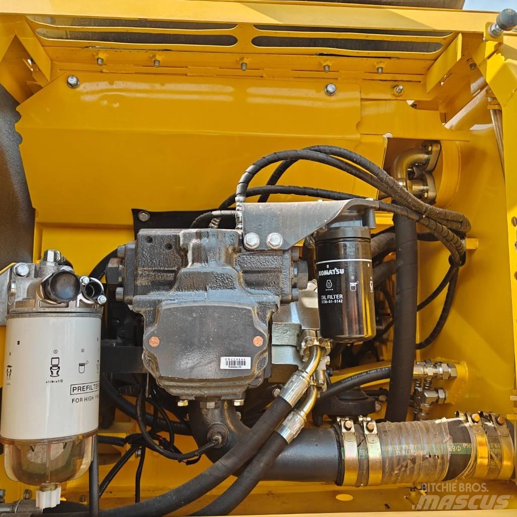 Komatsu 200-8N1 Vikšriniai ekskavatoriai