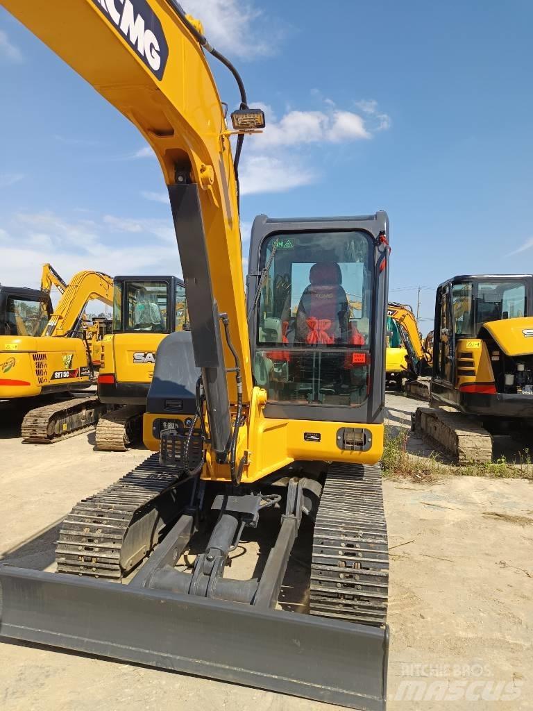 XCMG XE 60 DA Vikšriniai ekskavatoriai