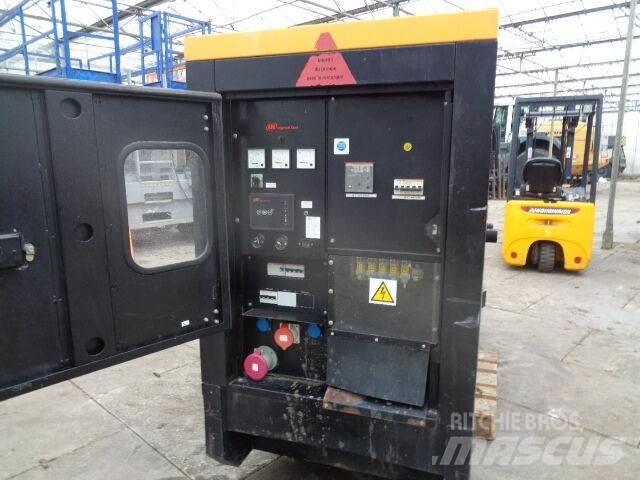Doosan G40 Dyzeliniai generatoriai