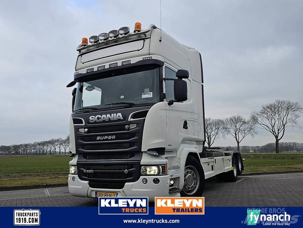 Scania R520 Sunkvežimiai su keliamuoju kabliu