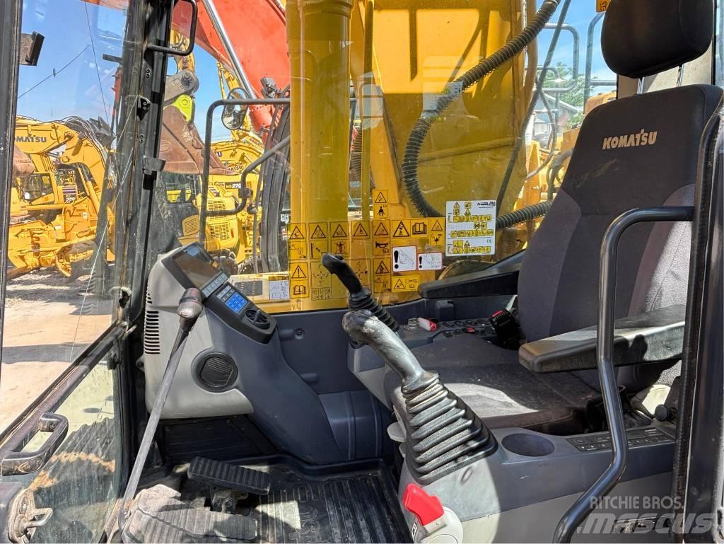 Komatsu PC210LC-11 Vikšriniai ekskavatoriai