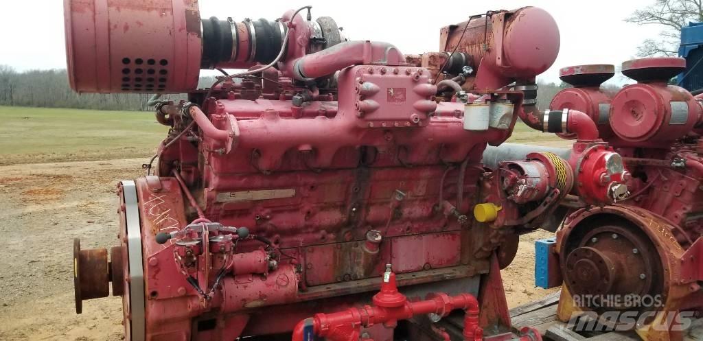 Cummins VT1710 Varikliai
