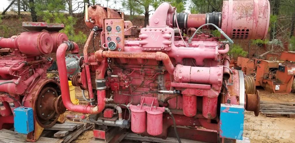 Cummins VT1710 Varikliai