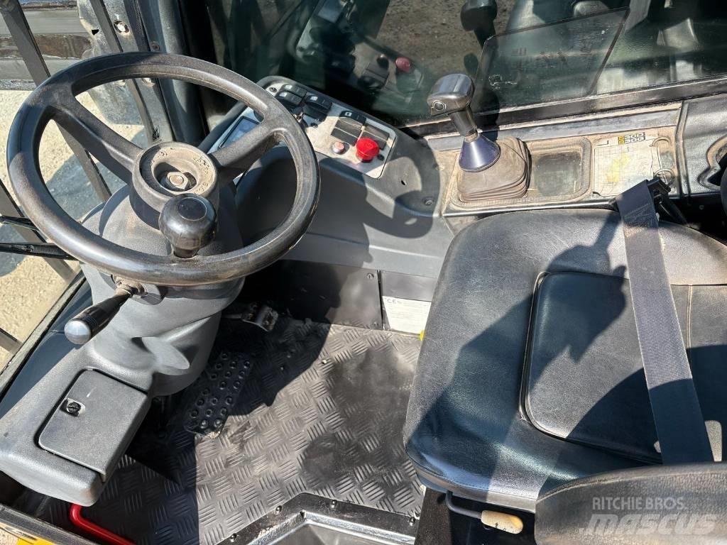 JCB TLT 30 D Teleskopiniai krautuvai