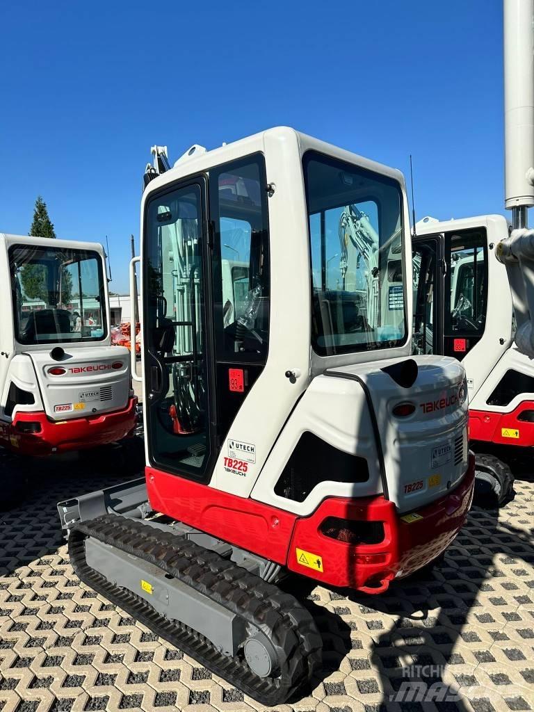 Takeuchi TB225 V3 Mini ekskavatoriai < 7 t