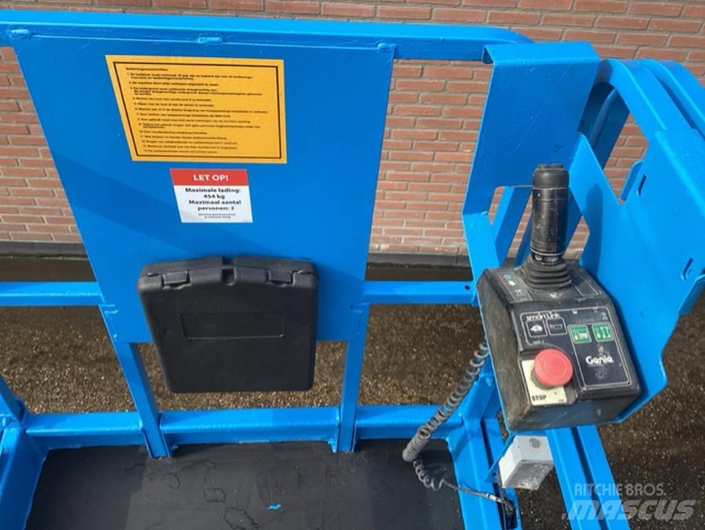 Genie gs3246 Žirkliniai keltuvai