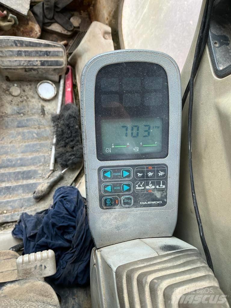 Daewoo 450LC-V Vikšriniai ekskavatoriai