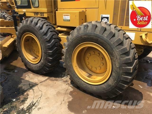 CAT 140 H Greideriai
