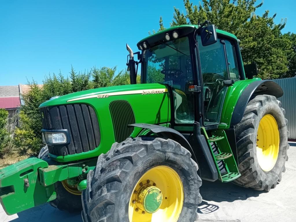 John Deere 6920 Traktoriai