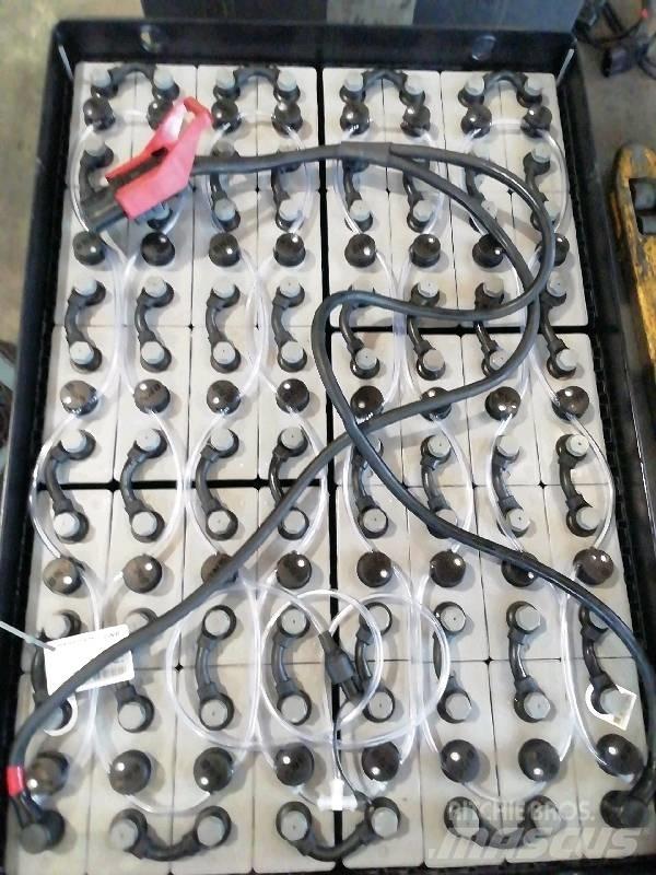 Still RX 60-30 Elektriniai šakiniai krautuvai