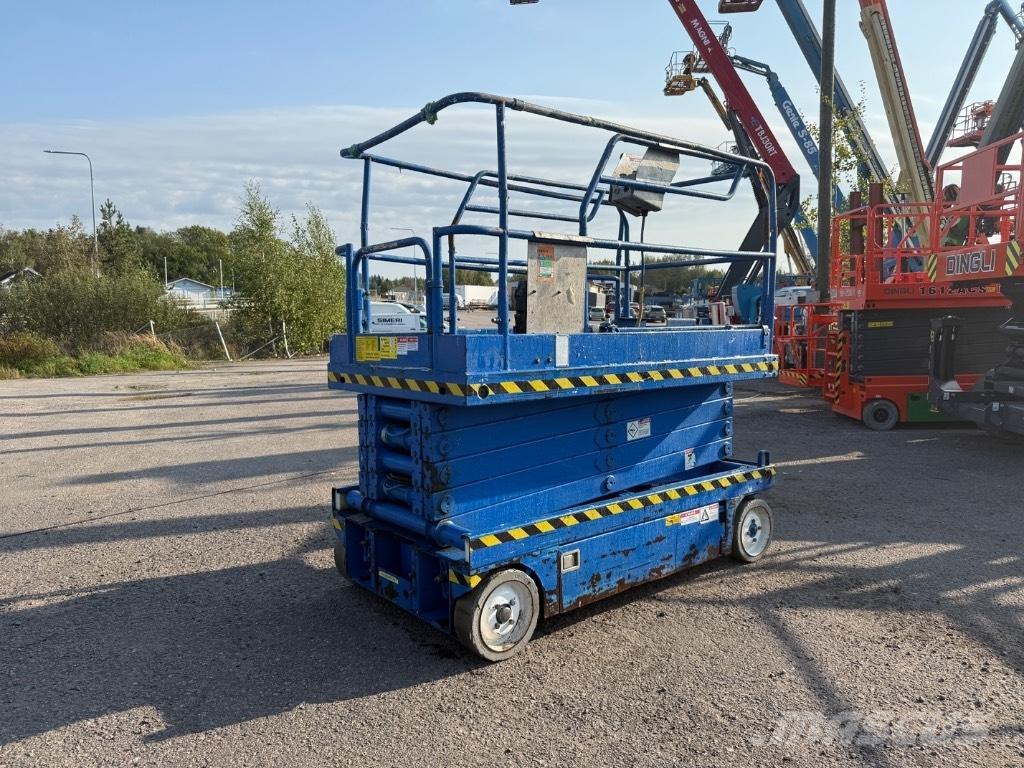 UpRight X32N Žirkliniai keltuvai