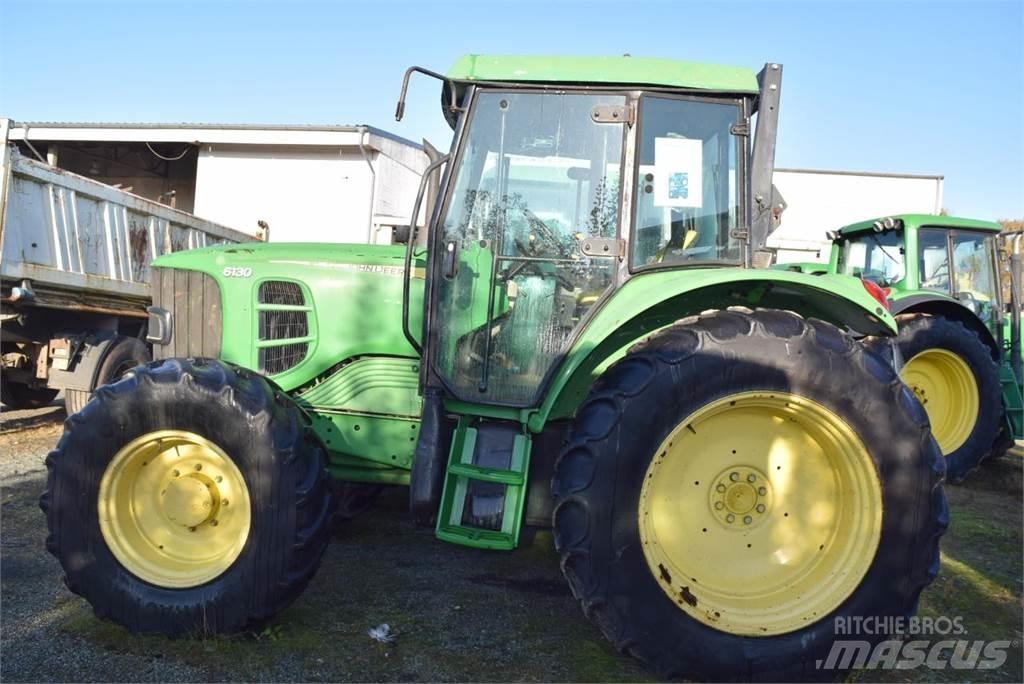 John Deere 6130 Traktoriai