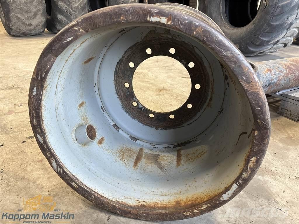Valmet 890 24x26,5 Padangos, ratai ir ratlankiai