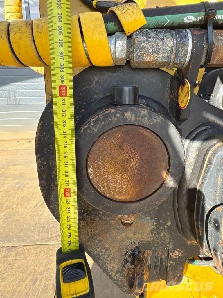CAT 330FL Vikšriniai ekskavatoriai