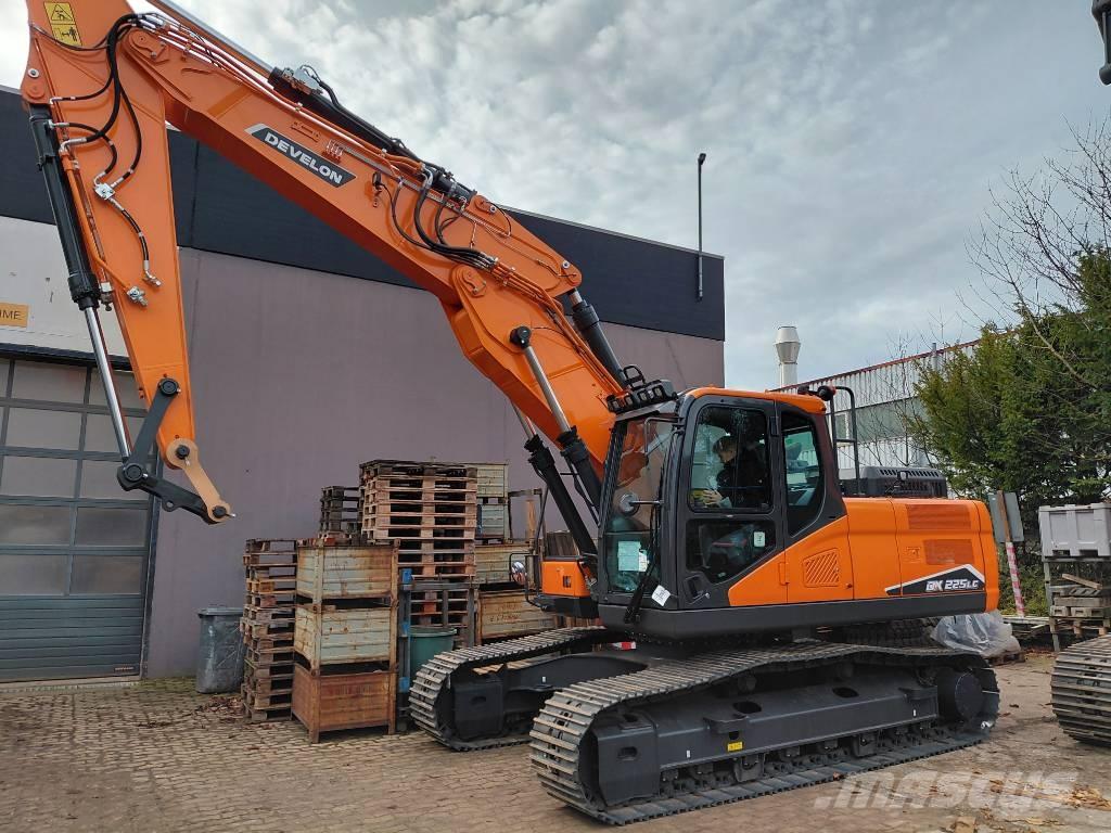 Doosan DX225LC-7 Vikšriniai ekskavatoriai