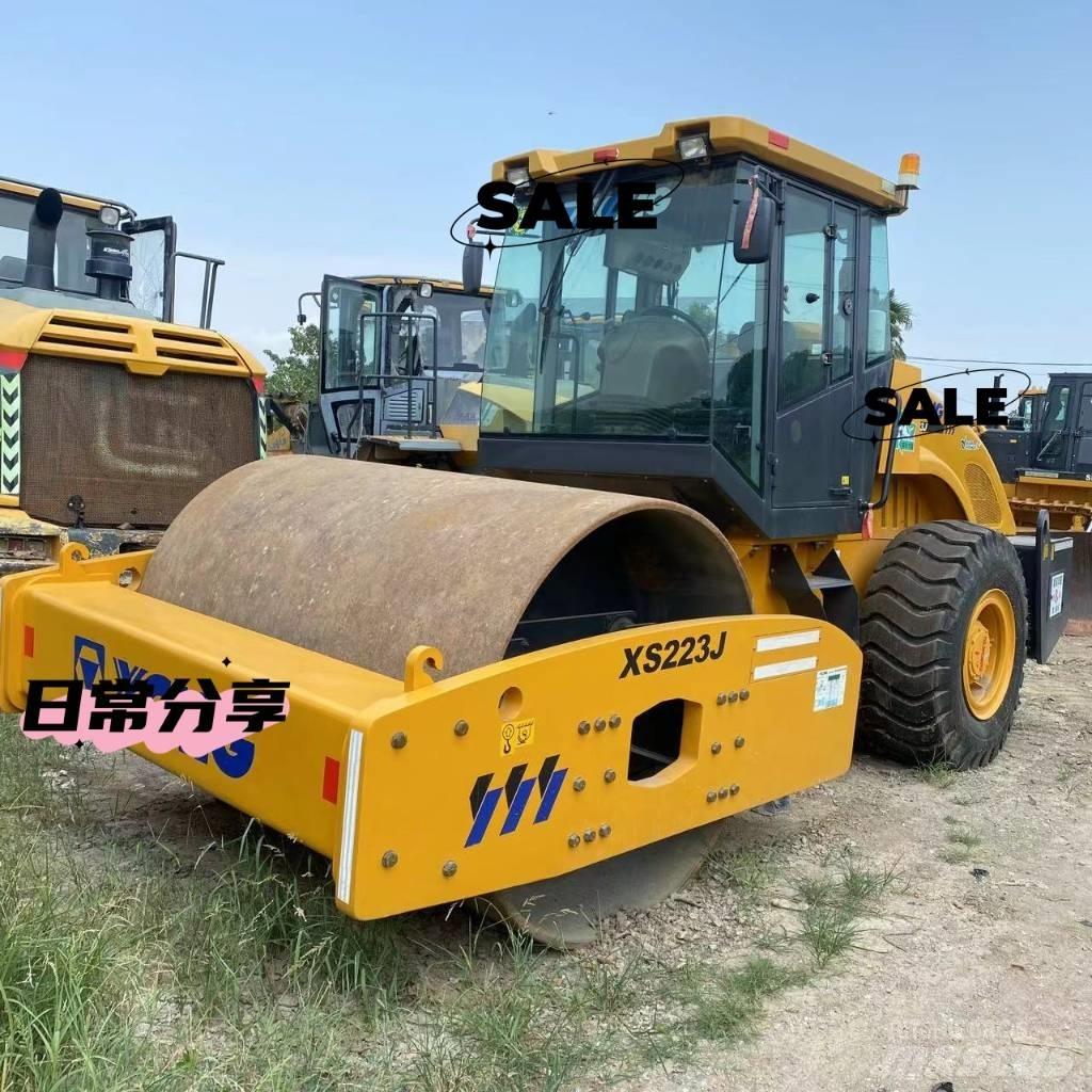 XCMG XS 223 J Vieno būgno volai