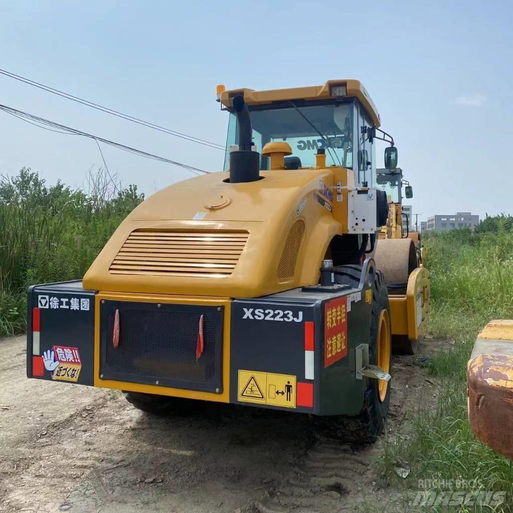 XCMG XS 223 J Vieno būgno volai