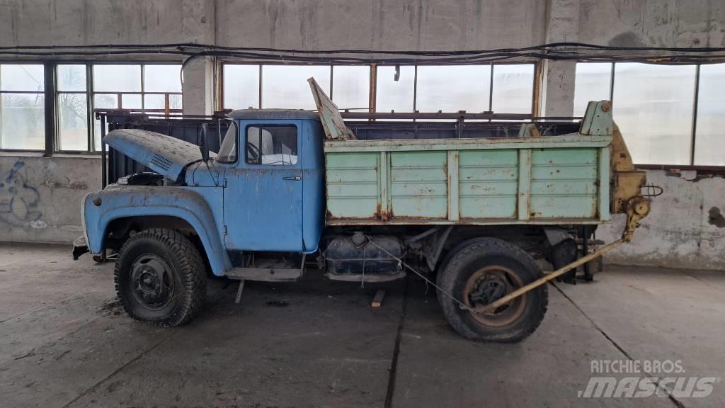 ZIL 496210 Savivarčių priekabų vilkikai