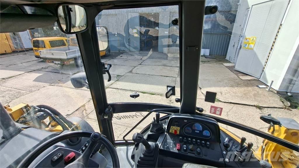 CAT 432 E 4X4 Statyba - Kita