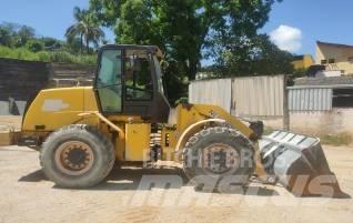 New Holland 12 D Naudoti ratiniai krautuvai