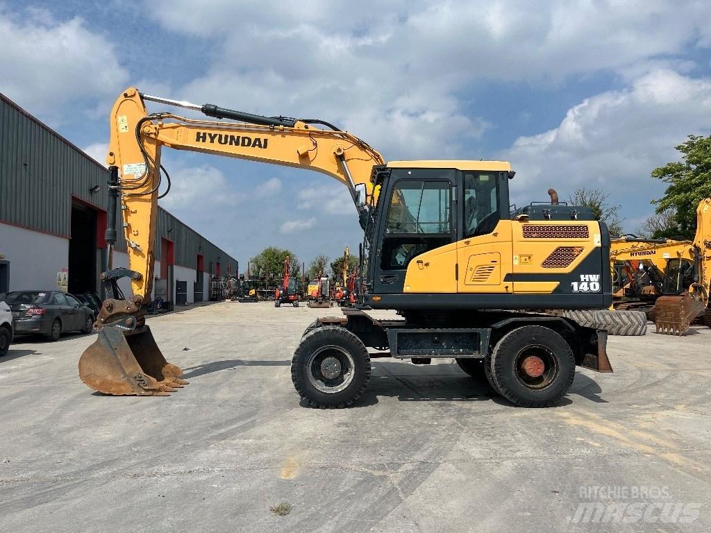 Hyundai HW140 Ratiniai ekskavatoriai