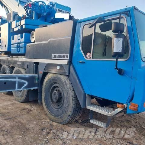Liebherr LTM 1100 Visureigiai kranai