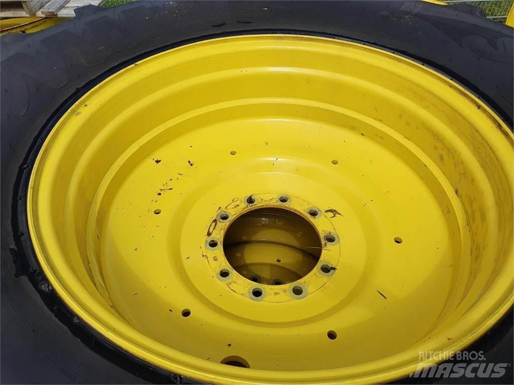 Mitas 650/85R38 x2 Padangos, ratai ir ratlankiai