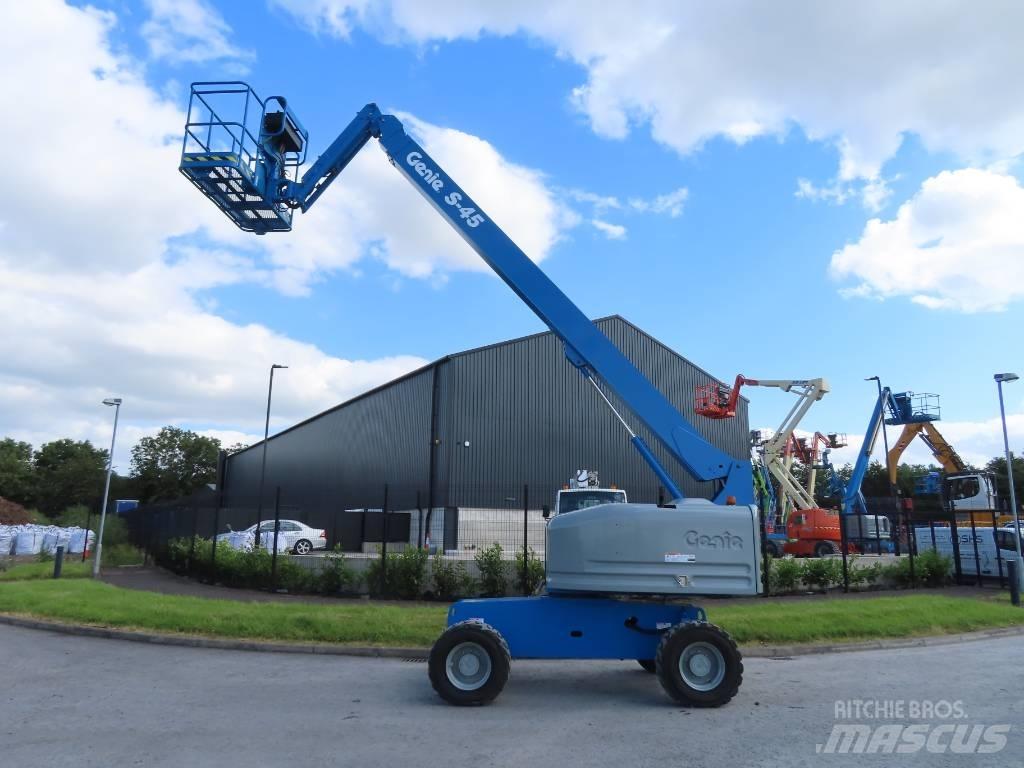 Genie S 45 Teleskopiniai keltuvai