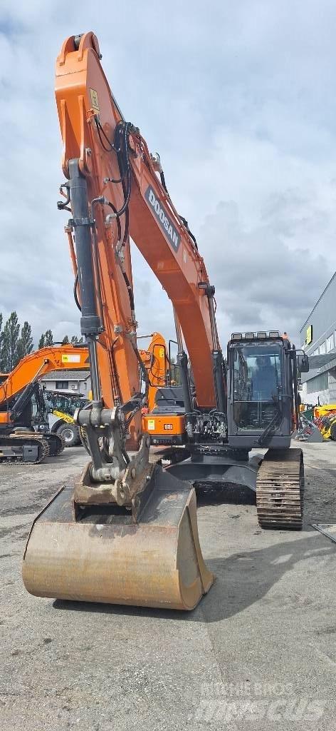 Doosan DX 225 LC-7 Vikšriniai ekskavatoriai