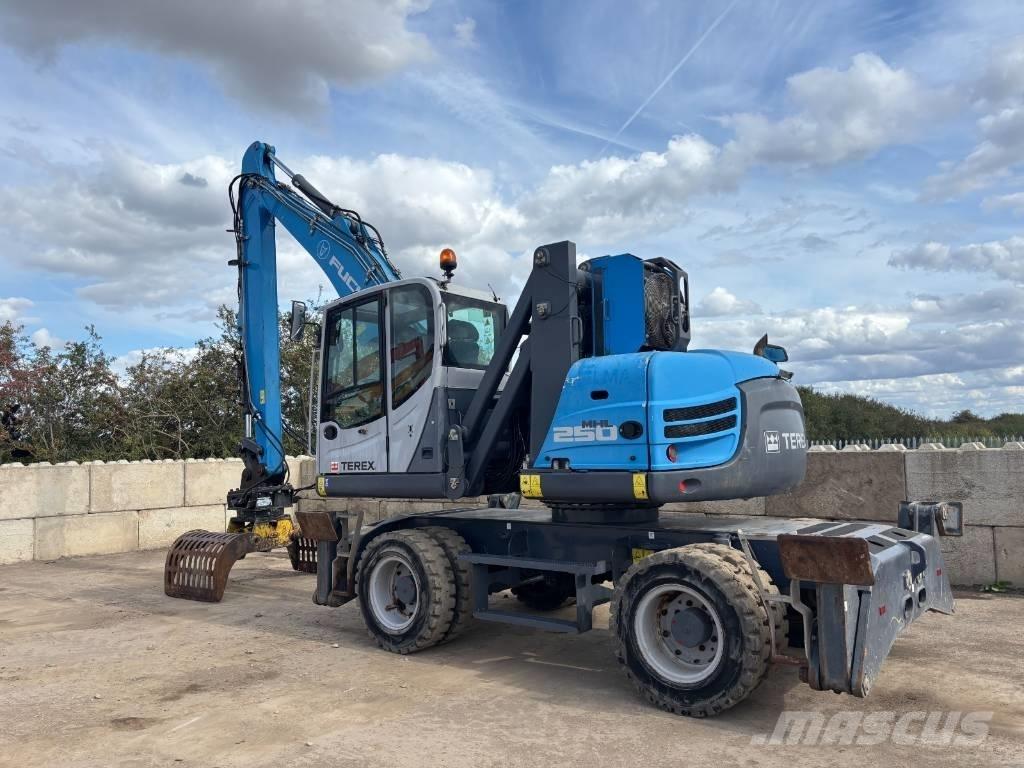 Fuchs MHL 250 Atliekų / pramoniniai krautuvai