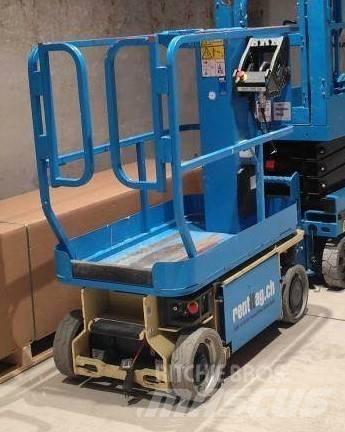 JLG Nano SP Vertikalūs stiebiniai keltuvai