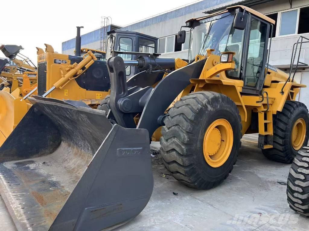 Volvo L 105 Naudoti ratiniai krautuvai