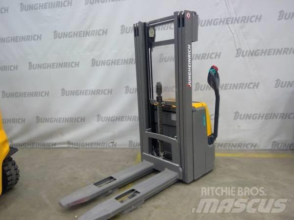 Jungheinrich EJC 112 Rankiniai vėžimėliai
