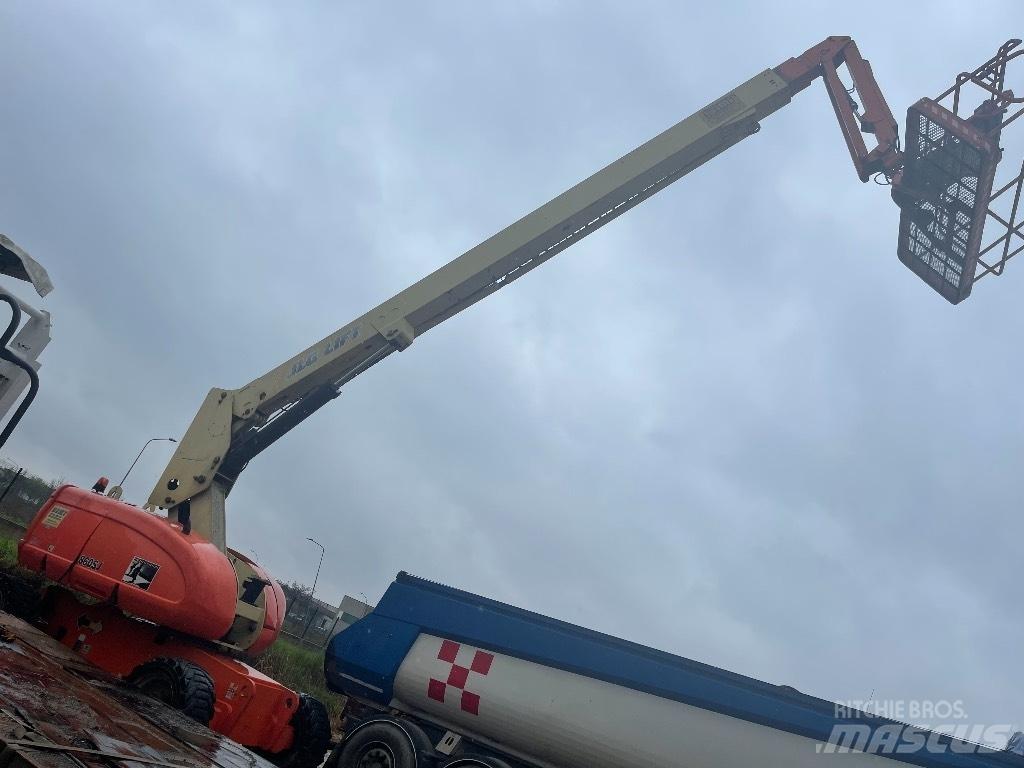 JLG 860 SJ Teleskopiniai keltuvai