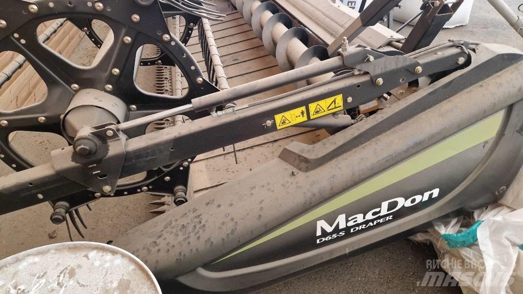 MacDon D 65 Derliaus nuėmimo kombainų galvos